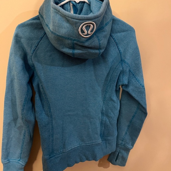 Vintage Lululemon Scuba Hoodie with stripes size 6 - Picture 2 of 3